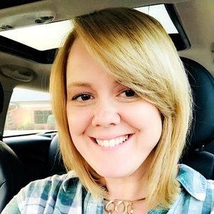 Meet your Posher, Robyn